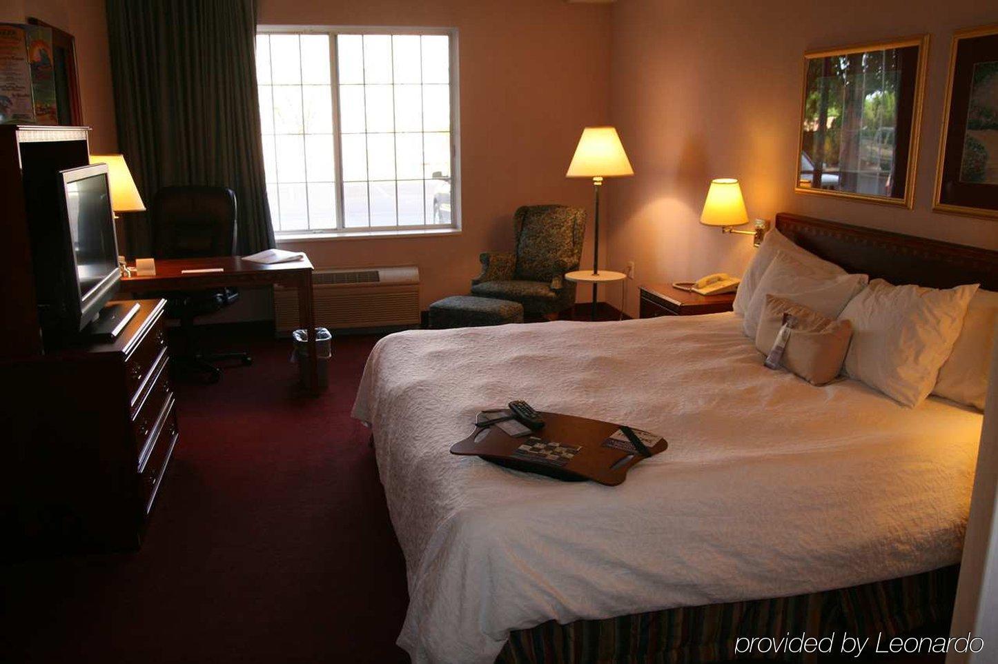 Hampton Inn Holland Ruang foto
